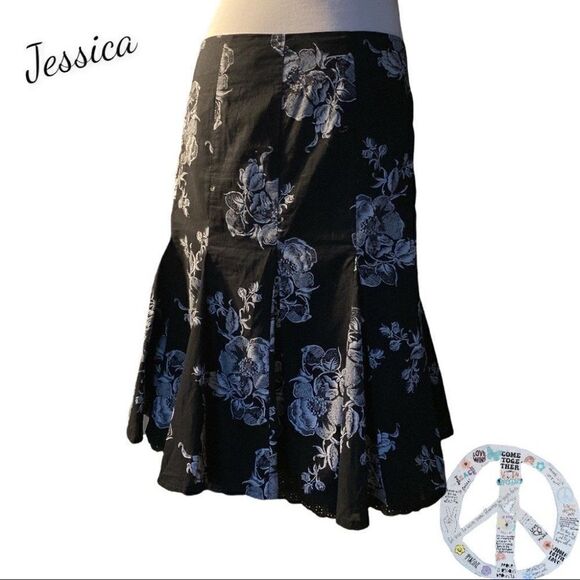 $10$ add on- JESSICA  NWOT drop waist flared panel skirt. Black& white floral. - Picture 9 of 13